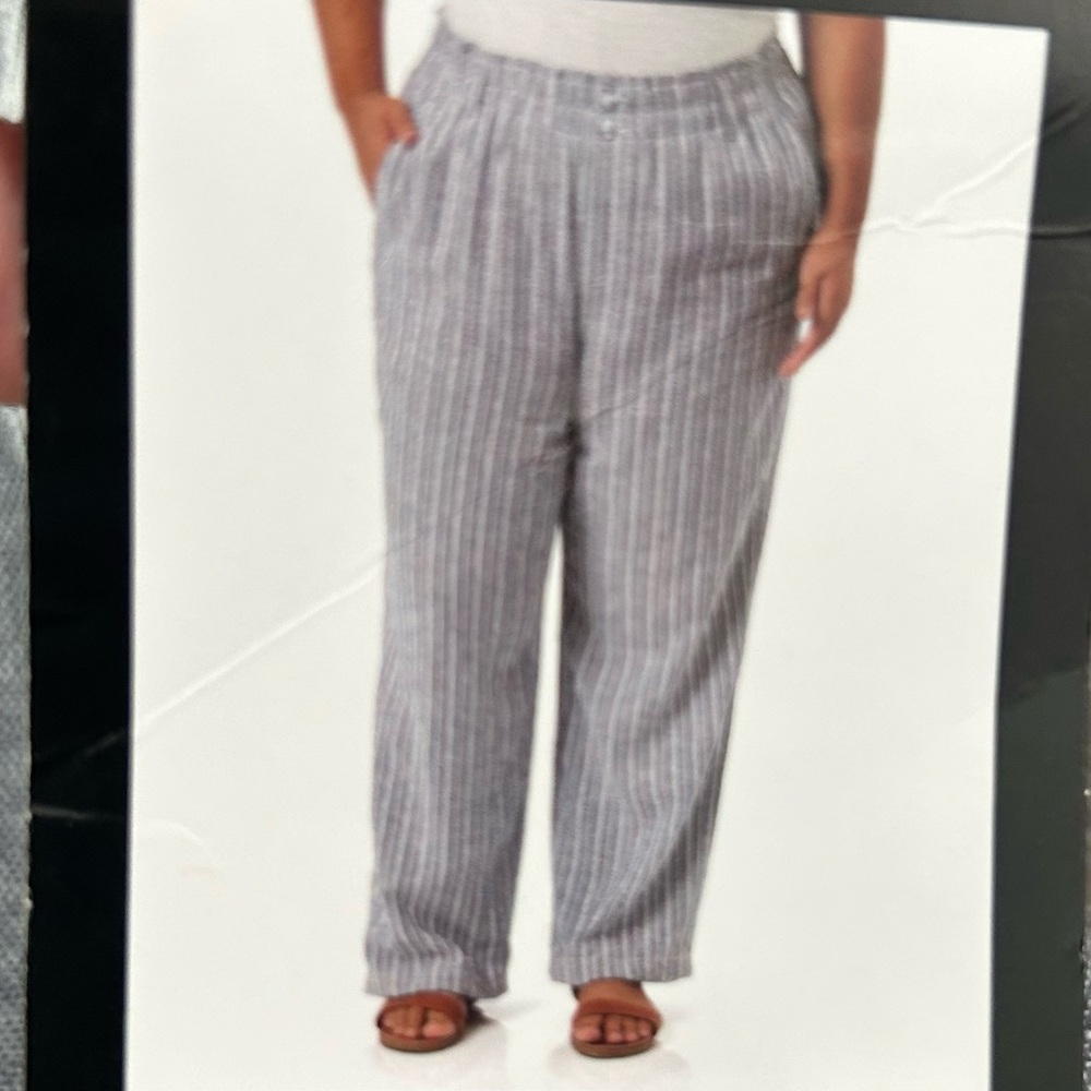 Briggs Gray wide leg with Elastic Waistband pants